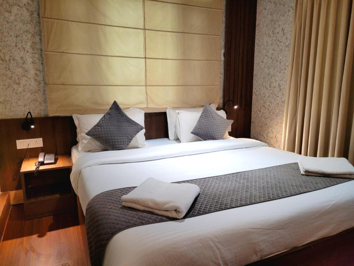 Hotel Green Rooms, Vintage Luxury Near Dal Lake Srīnagar 外观 照片